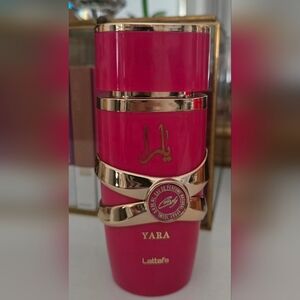 Lattafa Yara Pink and Gold Per.